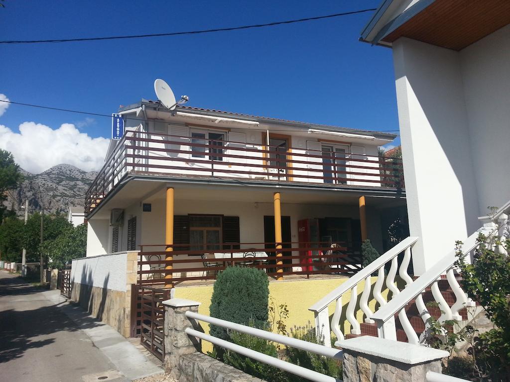 Apartments L.Z. Starigrad Paklenica Quarto foto